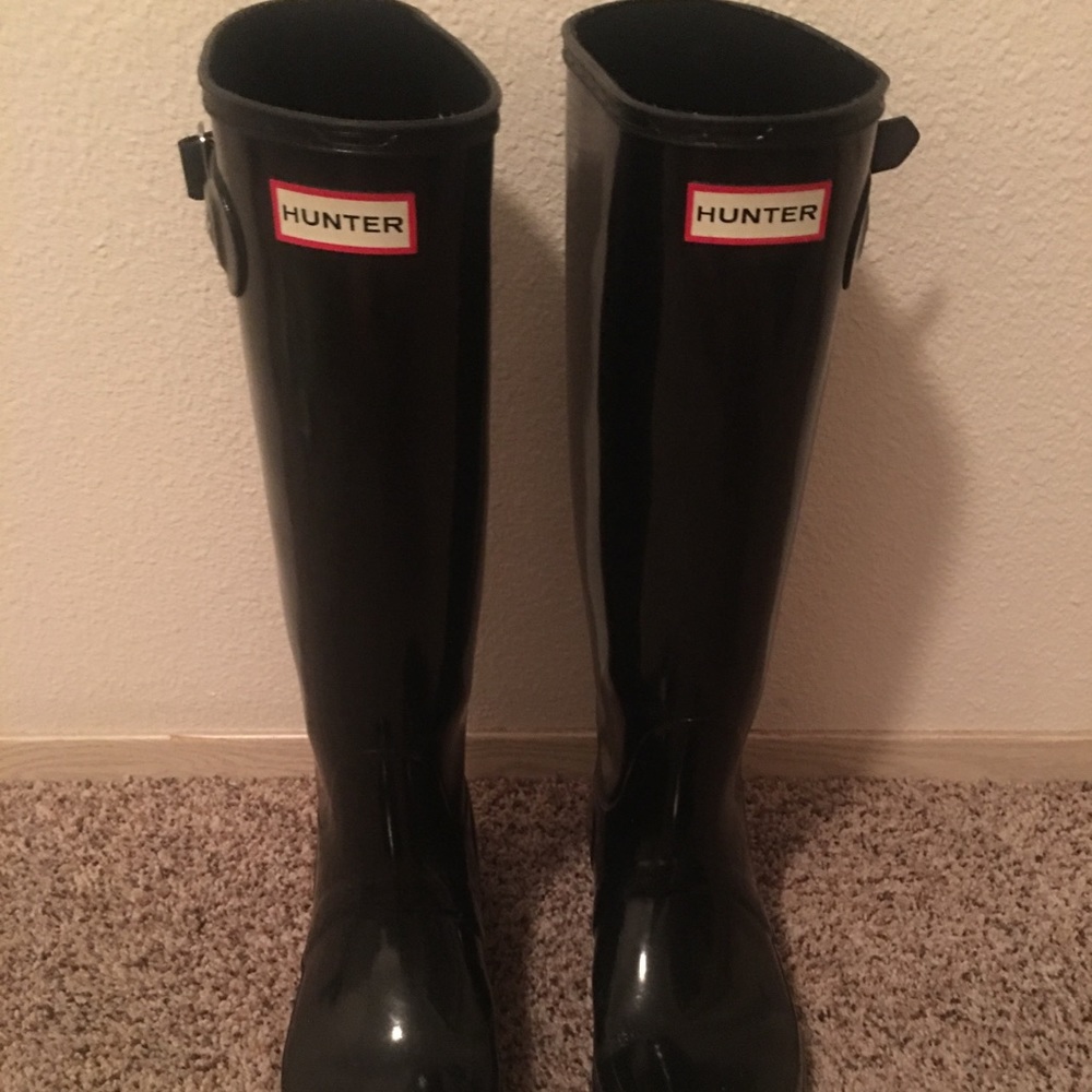 Hunter Rain Boots *LOWEST PRICE*